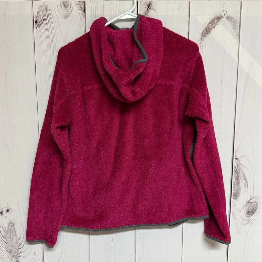Patagonia cozy berry